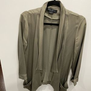 *Size XS Olive green blazer Guess by Marciano*